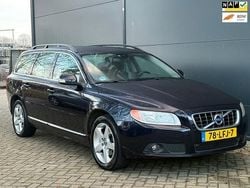 Blauw (metallic) Gebruikt 2010 Volvo V70 Momentum Stationwagen | € 4.445 (Super prijs)