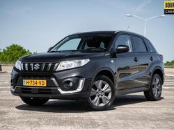Zwart Gebruikt 2020 Suzuki Vitara SUV | € 17.445 (Eerlijke prijs)