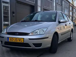 Grijs Gebruikt 2002 Ford Focus Sedan | € 899 (Eerlijke prijs)