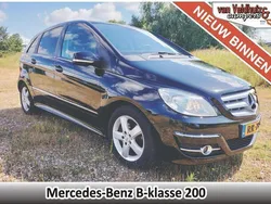 Zwart Gebruikt 2009 Mercedes B200 MPV | € 3.750 (Goede deal)