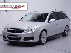 Grijs, metallic lak Gebruikt 2006 Opel Vectra Executive Stationwagen | € 2.150 (Eerlijke prijs)
