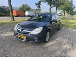 Grijs Gebruikt 2008 Opel Signum Executive Stationwagen | € 3.250