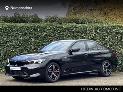 Zwart Gebruikt 2024 BMW 320 M Sport Sedan | € 42.895 (Eerlijke prijs)