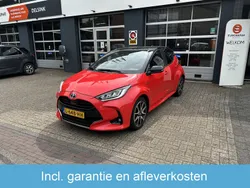 Rood Gebruikt 2021 Toyota Yaris Hybrid Edition Hatchback | € 19.950 (Eerlijke prijs)