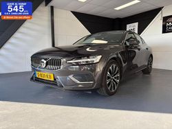 Grijs Gebruikt 2023 Volvo S60 Plus Sedan | € 33.995 (Goede deal)