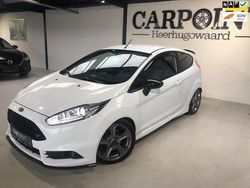Wit Gebruikt 2015 Ford Fiesta ST Hatchback | € 13.999 (Goede deal)