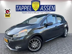 Grijs, metallic lak Gebruikt 2013 Peugeot 208 Envy Hatchback | € 4.750 (Goede deal)