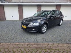 Gebruikt 2017 Skoda Octavia Ambition Stationwagen | € 8.500 (Goede deal)