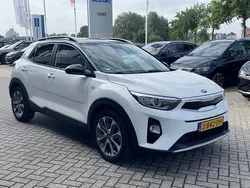 Wit Gebruikt 2020 Kia Stonic SUV | € 17.445 (Eerlijke prijs)