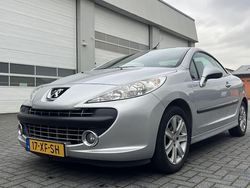 Grijs Gebruikt 2007 Peugeot 207 CC Cabriolet | € 2.450 (Eerlijke prijs)