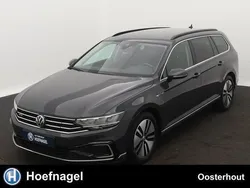Grijs Gebruikt 2020 VW Passat Business Stationwagen | € 21.450 (Goede deal)