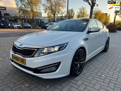 Wit Gebruikt 2013 Kia Optima Hybrid Sedan | € 7.750 (Eerlijke prijs)
