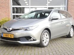 Grijs Gebruikt 2018 Toyota Auris Touring Sports Stationwagen | € 18.950 (Eerlijke prijs)