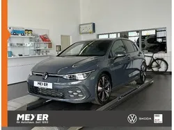 Grijs Gebruikt 2023 VW Golf VIII GTD Sedan | € 39.631 (Eerlijke prijs)