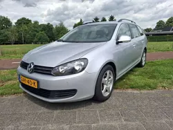 Grijs, metallic lak Gebruikt 2010 VW Golf VI Comfortline Stationwagen | € 2.999 (Super prijs)