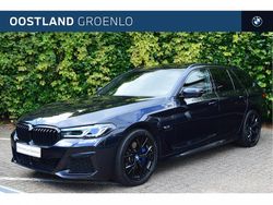 M carbonschwarz (donker zwart metallic) Gebruikt 2022 BMW 530e Comfort Edition Stationwagen | € 47.950 (Iets duurder)