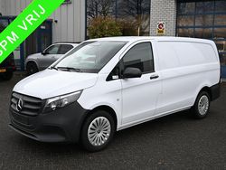 Wit Gebruikt 2024 Mercedes Vito Van | € 34.950 (Eerlijke prijs)
