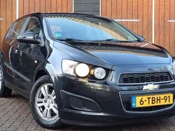 Zwart Gebruikt 2014 Chevrolet Aveo LT Hatchback | € 5.950 (Eerlijke prijs)