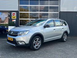 Grijs Gebruikt 2020 Dacia Logan MCV Stepway MPV | € 10.995 (Eerlijke prijs)