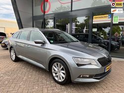 Grijs Gebruikt 2019 Skoda Superb Business Line Stationwagen | € 26.500 (Eerlijke prijs)