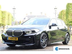 Zwart Gebruikt 2021 BMW 118 M Sport Hatchback | € 23.695 (Iets duurder)