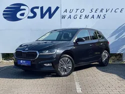 Zwart, metallic lak Gebruikt 2024 Skoda Fabia Business Line Hatchback | € 25.950 (Iets duurder)
