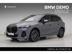 Grijs Gebruikt 2025 BMW 225 Active Tourer Comfort Edition MPV | € 45.895 (Eerlijke prijs)