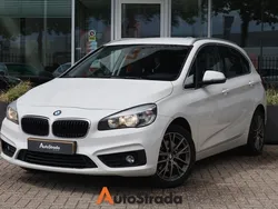 Wit Gebruikt 2016 BMW 218 MPV | € 9.900 (Super prijs)