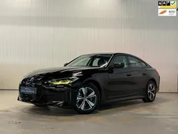 Zwart Gebruikt 2022 BMW i4 Sedan | € 39.400 (Goede deal)