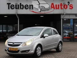 Grijs Gebruikt 2008 Opel Corsa Enjoy Hatchback | € 1.985 (Super prijs)