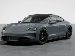 Slate grey neo Nieuw 2024 Porsche Taycan GTS Sedan | € 191.663