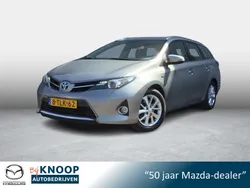 Grijs Gebruikt 2014 Toyota Auris Hybrid Stationwagen | € 10.395 (Eerlijke prijs)