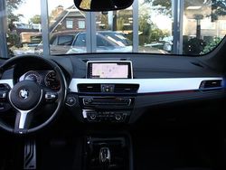 Zwart Gebruikt 2021 BMW X1 Executive SUV | € 29.950 (Eerlijke prijs)
