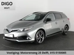 Grijs Gebruikt 2017 Toyota Auris Touring Sports Stationwagen | € 18.400 (Eerlijke prijs)