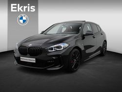 Zwart Gebruikt 2023 BMW 118 Comfort Edition Hatchback | € 32.950 (Duur)