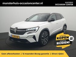Wit metallic Gebruikt 2023 Renault Austral Iconic SUV | € 31.950 (Eerlijke prijs)