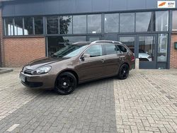 Bruin Gebruikt 2013 VW Golf VII Comfortline Stationwagen | € 5.450 (Goede deal)