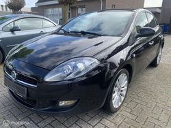 Zwart, metallic lak Gebruikt 2012 Fiat Bravo Business Hatchback | € 2.750