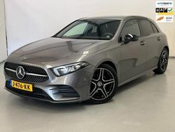 Grijs Gebruikt 2020 Mercedes A180 AMG Hatchback | € 22.950 (Eerlijke prijs)