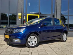 Blauw Gebruikt 2019 Dacia Sandero Lauréate Hatchback | € 10.450 (Eerlijke prijs)