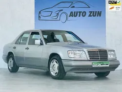 Grijs Gebruikt 1995 Mercedes E220 Elegance Sedan | € 5.999