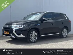 Zwart Gebruikt 2021 Mitsubishi Outlander Instyle SUV | € 30.885 (Eerlijke prijs)