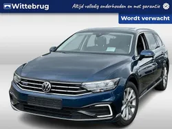 Blauw Gebruikt 2021 VW Passat Business Stationwagen | € 28.950 (Eerlijke prijs)