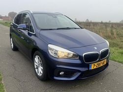Blauw (metallic) Gebruikt 2014 BMW 218 Executive Stationwagen | € 6.950 (Eerlijke prijs)
