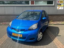 Blauw Gebruikt 2012 Toyota Aygo Comfort Hatchback | € 5.250 (Eerlijke prijs)