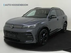 Grijs Nieuw 2025 VW Tiguan R-line Edition SUV | € 58.405 (Duur)