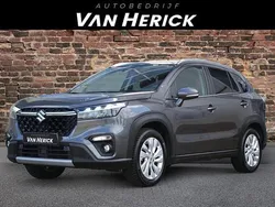 Grijs Gebruikt 2023 Suzuki SX4 S-Cross SUV | € 24.945 (Goede deal)
