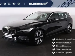 Zwart Gebruikt 2022 Volvo V60 Core Stationwagen | € 39.900 (Super prijs)