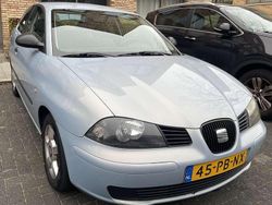 Blauw Gebruikt 2004 Seat Ibiza Stella Hatchback | € 3.999