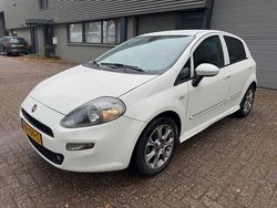 Wit Gebruikt 2015 Fiat Punto Evo Lounge Hatchback | € 4.250 (Eerlijke prijs)